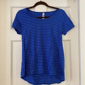 Lula Roe, royal blue/light blue striped high, low tee.